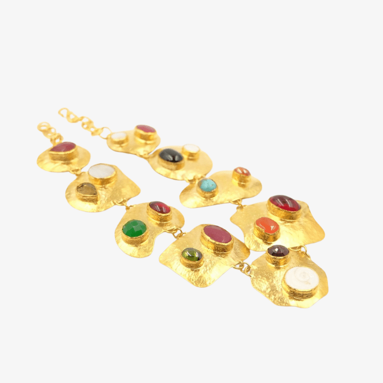 Renkleri Neckpiece